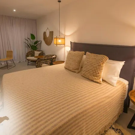 Boutique 4*