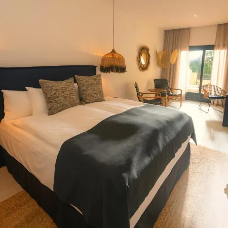Boutique 4*